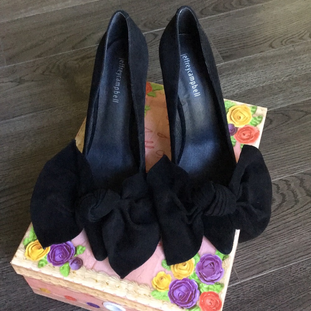 Jeffrey Campbell high heel